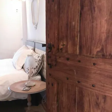 Bed & Breakfast Corte Di Maggio *