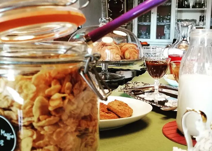 Bed and Breakfast Corte Di Maggio Ίμολα