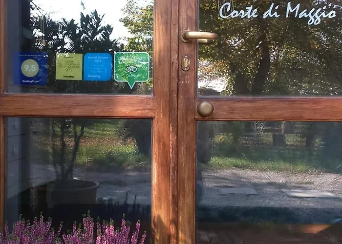 Corte Di Maggio فندق مبيت وإفطار إيمولا